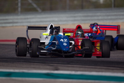 Doris Siebert in her 2008 Dallara trying to hold off some of the slightly less vintage machines